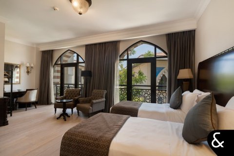 Купить виллу в The Crescent, Пальма Джумейра, Дубай: 5 спален, 413м², № 75703 - фото 25