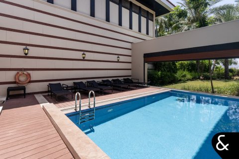 Купить виллу в The Crescent, Пальма Джумейра, Дубай: 5 спален, 413м², № 75703 - фото 16