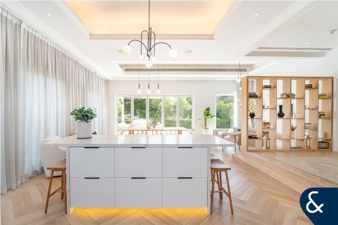 Купить виллу в Джумейра Гольф Эстейтс, Дубай: 4 спальни, 566м², № 75693 - фото 13