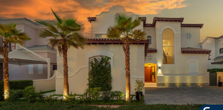 Villa in Jumeirah Golf Estates, Dubai 4 bedrooms, 566 sq.m. № 75693