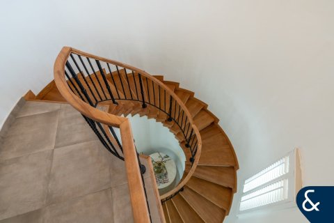 Купить виллу в Арабиан Ранчес, Дубай: 4 спальни, 846м², № 75698 - фото 7