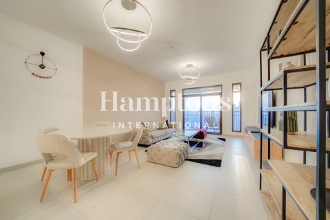 Квартира в Umm Suqeim 3, Умм-Сукейм, Дубай, 2 спальни, 124.304м², № 108902