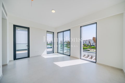 Villa in Arabian Ranches 3, Dubai 4 bedrooms, 424.84541900 sq.m. № 108905 - photo 2
