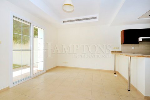 Townhouse in Arabian Ranches 2, Dubai 3 bedrooms, 226.31170800 sq.m. № 108903 - photo 7