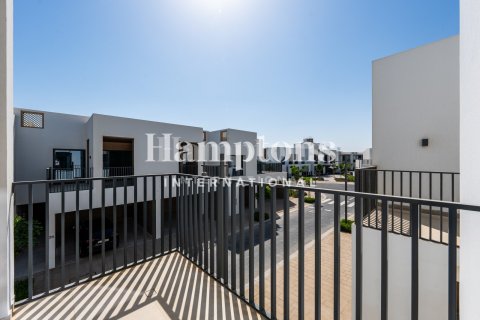 Adosado en Bliss, Arabian Ranches 3, Dubai, 4 dormitorios, 145.76480700 m², № 108904 - foto 17