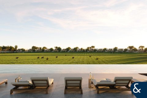 Villa in Dubai Investment Park, Dubai 5 bedrooms, 458 sq.m. № 74861 - photo 7