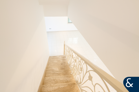 Villa à Jumeirah Village Circle, Dubai, 4 chambres, 501 m², № 74856 - photo 10