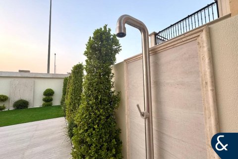 Villa in Legacy Nova Villas, Jumeirah Park, Dubai 4 bedrooms, 454 sq.m. № 74855 - photo 17