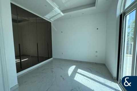 Villa in Legacy Nova Villas, Jumeirah Park, Dubai 4 bedrooms, 454 sq.m. № 74855 - photo 7