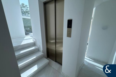 Villa in Legacy Nova Villas, Jumeirah Park, Dubai 4 bedrooms, 454 sq.m. № 74855 - photo 13