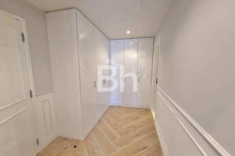 Снять в аренду квартиру в Джумейра Бич Резиденс, Дубай: 4 спальни, 252м², № 56998 - фото 10