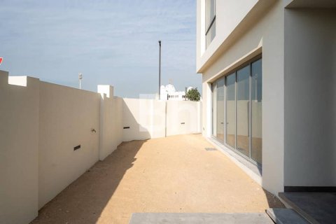 Townhouse in wasl gate, Dubai 4 bedrooms, 308 sq.m. № 56995 - photo 5