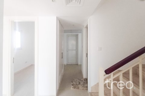 Townhouse in The Springs, Dubai 2 bedrooms, 156.63 sq.m. № 123661 - photo 2