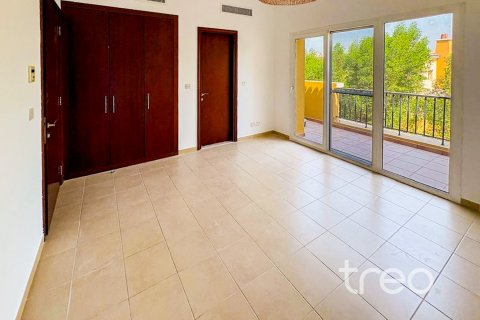 Villa en Arabian Ranches, Dubai, 2 dormitorios, 175.49 m², № 123665 - foto 15