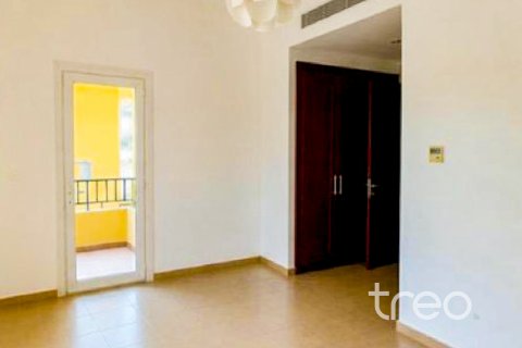 Villa en Arabian Ranches, Dubai, 2 dormitorios, 175.49 m², № 123665 - foto 8