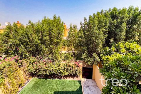 Villa en Arabian Ranches, Dubai, 2 dormitorios, 175.49 m², № 123665 - foto 19