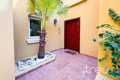Villa en Arabian Ranches, Dubai, 2 dormitorios, 175.49 m², № 123665 - foto 7