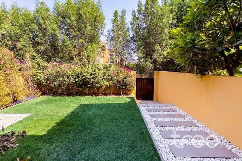 Villa en Arabian Ranches, Dubai, 2 dormitorios, 175.49 m², № 123665 - foto 18