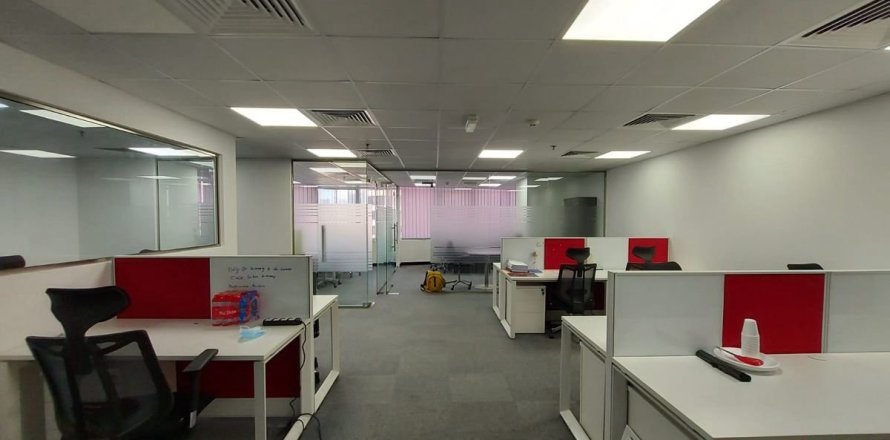 Bureau à Dubai, 117.1 m², № 114967