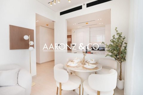 Appartement à Jumeirah Village Circle, Dubai, 2 chambres, 159 m², № 95266 - photo 9