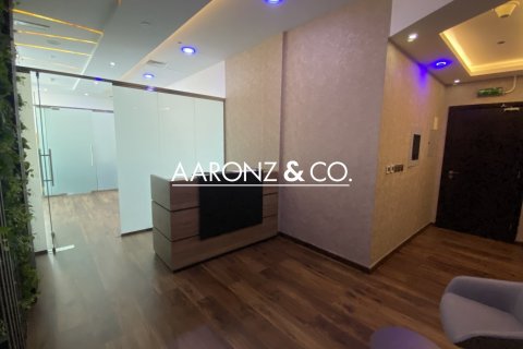 Office in Business Bay, Dubai 90 sq.m. № 95257 - photo 2