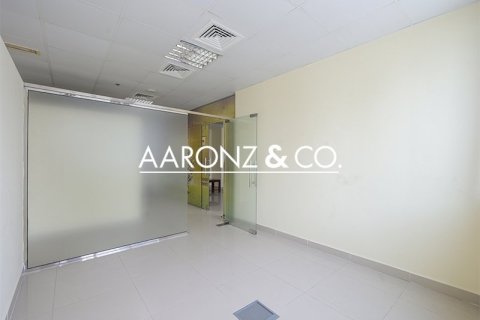Office in Business Bay, Dubai 87 sq.m. № 95256 - photo 11