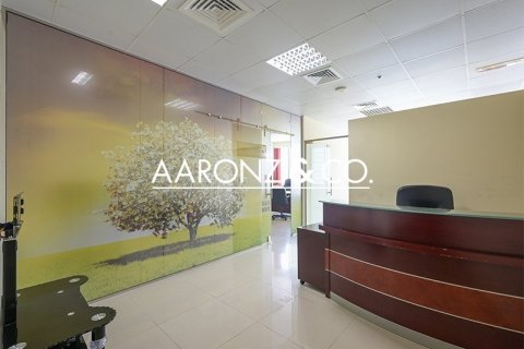 Office in Business Bay, Dubai 87 sq.m. № 95256 - photo 6