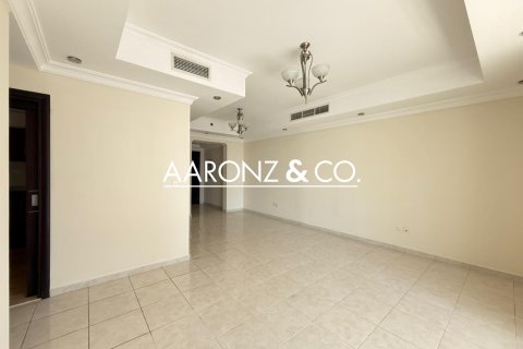 Снять в аренду квартиру в Джумейра Лейк Тауэрс, Дубай: 2 спальни, 110м², № 95263 - фото 6