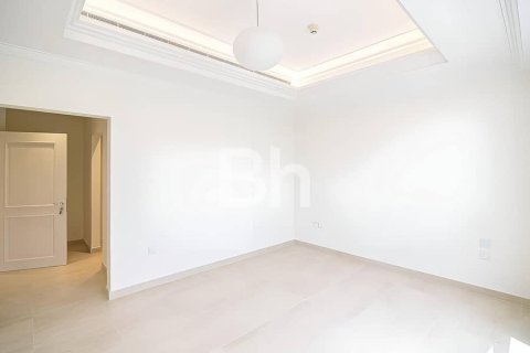 Villa en Mohammed Bin Rashid City, Dubai, 5 dormitorios, 701 m², № 24415 - foto 22