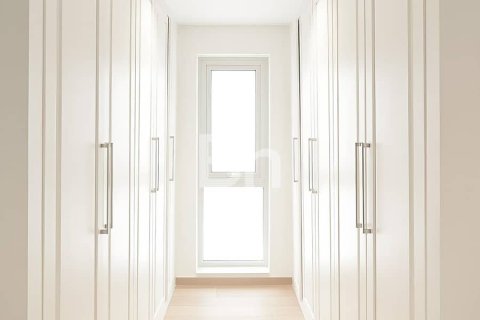Villa en Mohammed Bin Rashid City, Dubai, 5 dormitorios, 701 m², № 24415 - foto 18