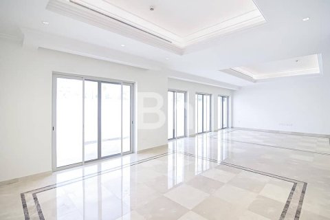 Villa en Mohammed Bin Rashid City, Dubai, 5 dormitorios, 701 m², № 24415 - foto 30