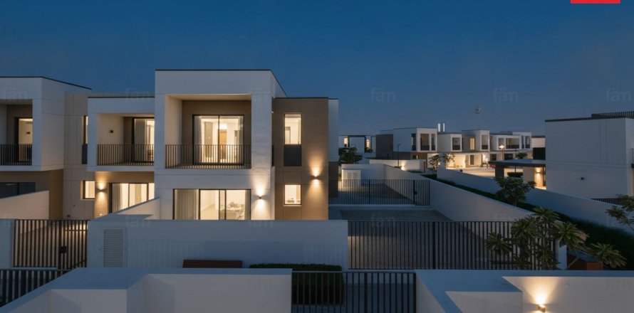 Maison de ville à Dubai, 3 chambres, 144.8 m², № 123154