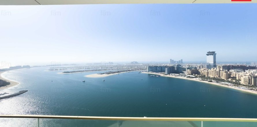 Apartment in Dubai Harbour, Dubai 3 bedrooms, 202.5 sq.m. № 123156