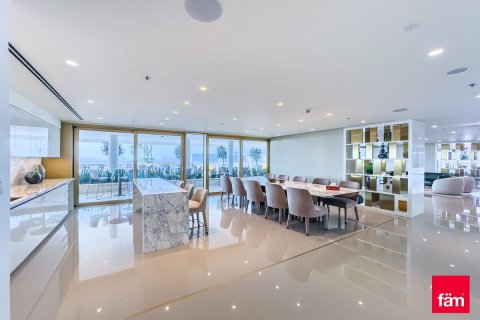 Apartment in Dubai Harbour, Dubai 3 bedrooms, 202.5 sq.m. № 123156 - photo 23