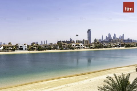 Villa en Palm Jumeirah, Dubai, 4 dormitorios, 657.7 m², № 12052 - foto 2