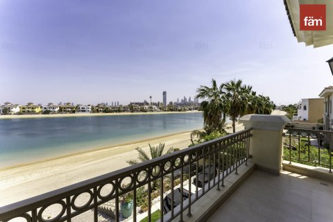 Villa en Palm Jumeirah, Dubai, 4 dormitorios, 657.7 m², № 12052 - foto 28