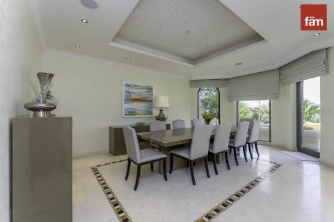 Villa en Palm Jumeirah, Dubai, 4 dormitorios, 657.7 m², № 12052 - foto 29