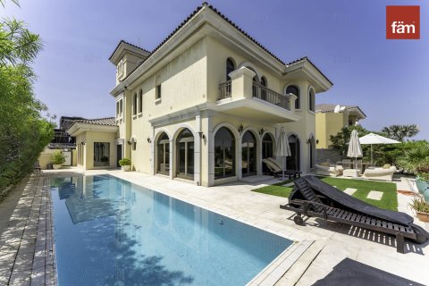 Villa en Palm Jumeirah, Dubai, 4 dormitorios, 657.7 m², № 12052 - foto 30
