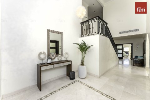 Villa en Palm Jumeirah, Dubai, 4 dormitorios, 657.7 m², № 12052 - foto 18