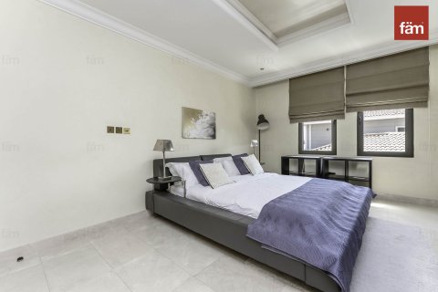 Villa en Palm Jumeirah, Dubai, 4 dormitorios, 657.7 m², № 12052 - foto 22