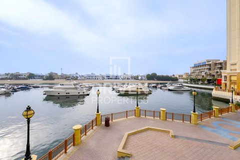 Townhouse in Marina Residences, Palm Jumeirah, Dubai 2 bedrooms, 376 sq.m. № 66502 - photo 25