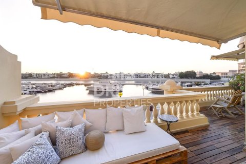 Townhouse in Marina Residences, Palm Jumeirah, Dubai 2 bedrooms, 376 sq.m. № 66502 - photo 17