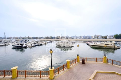 Townhouse in Marina Residences, Palm Jumeirah, Dubai 2 bedrooms, 376 sq.m. № 66502 - photo 23
