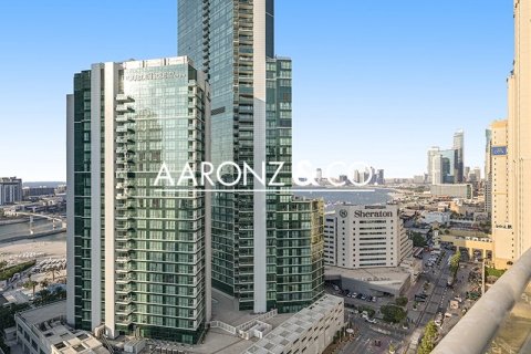 Apartamento en Dorra Bay, Dubai Marina, Dubai, 3 dormitorios, 195 m², № 96077