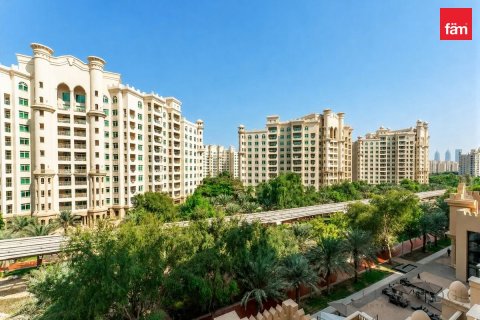 Apartment in Palm Jumeirah, Dubai 2 bedrooms, 166.7 sq.m. № 139391 - photo 11