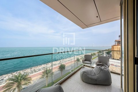 Appartement à The Crescent, Palm Jumeirah, Dubai, 3 chambres, 181.63 m², № 127348