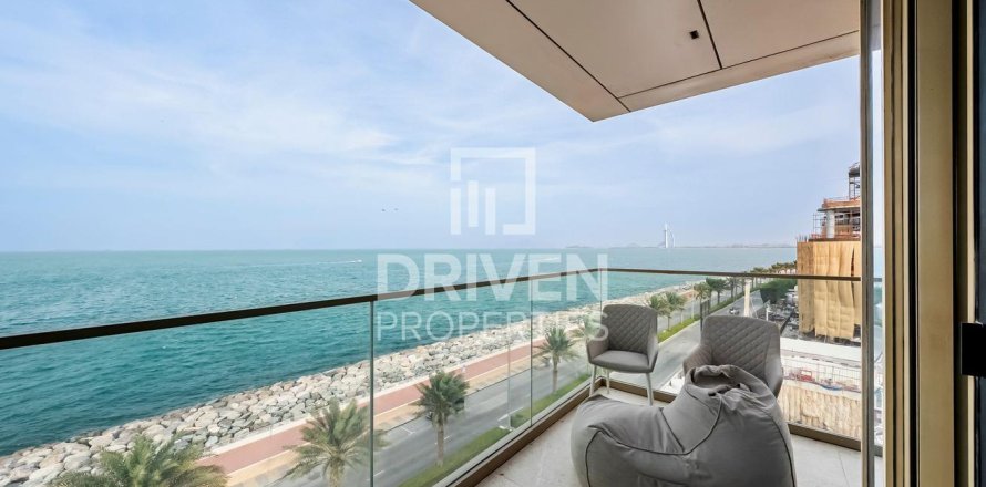 Appartement à The Crescent, Palm Jumeirah, Dubai, 3 chambres, 181.63 m², № 127348