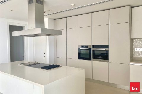 Apartment in Al Barari, Dubai 2 bedrooms, 230.7 sq.m. № 109093 - photo 11