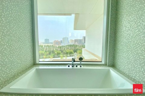 Apartment in Al Barari, Dubai 2 bedrooms, 230.7 sq.m. № 109093 - photo 10