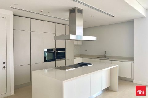 Apartment in Al Barari, Dubai 2 bedrooms, 230.7 sq.m. № 109093 - photo 4